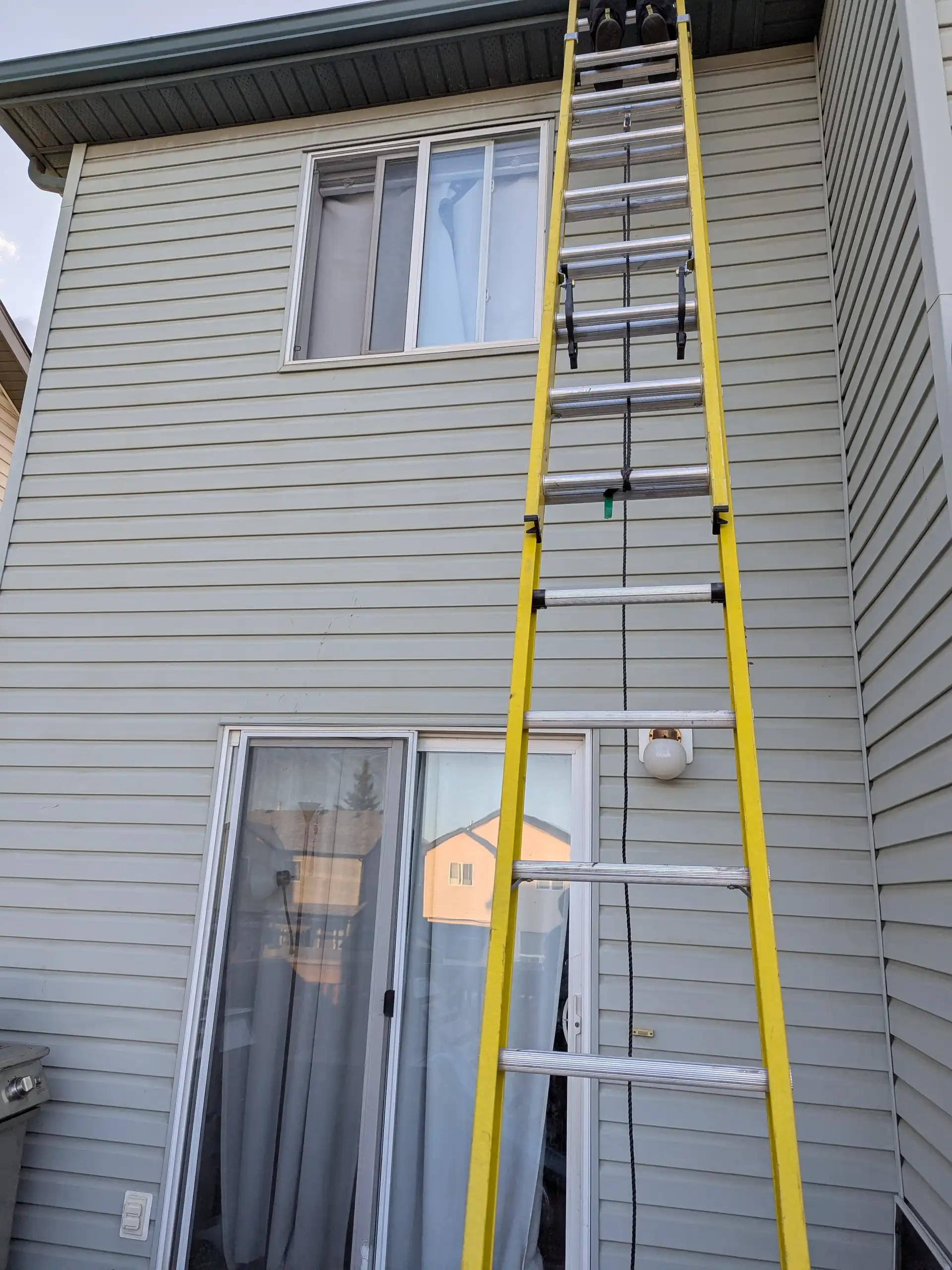 Siding replacement cost breakdown for a Calgary home by Blueprint Construction