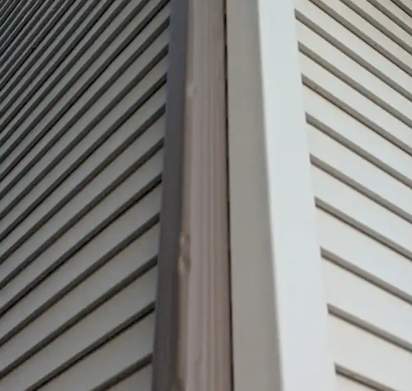 How much gutter replacement costs in Calgary - pricing breakdown by Blueprint Construction